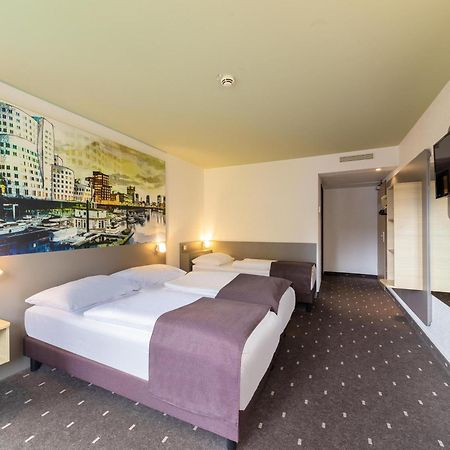 B&B Hotel Duesseldorf City-Sued Exterior foto
