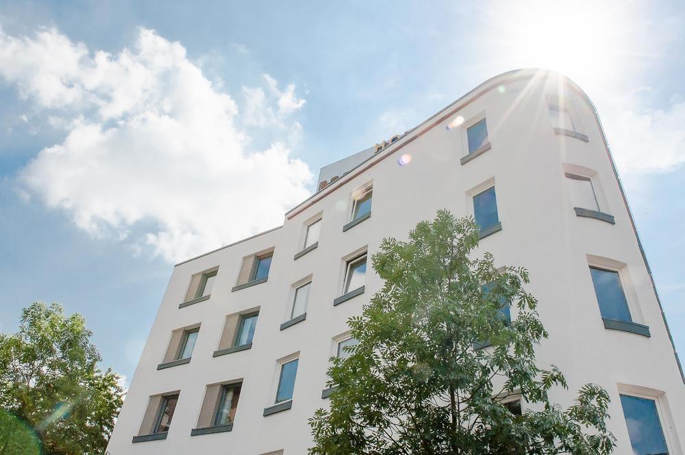 B&B Hotel Duesseldorf City-Sued Exterior foto