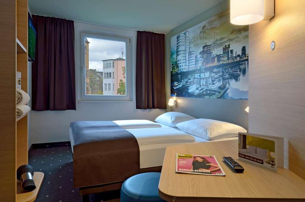 B&B Hotel Duesseldorf City-Sued Quarto foto