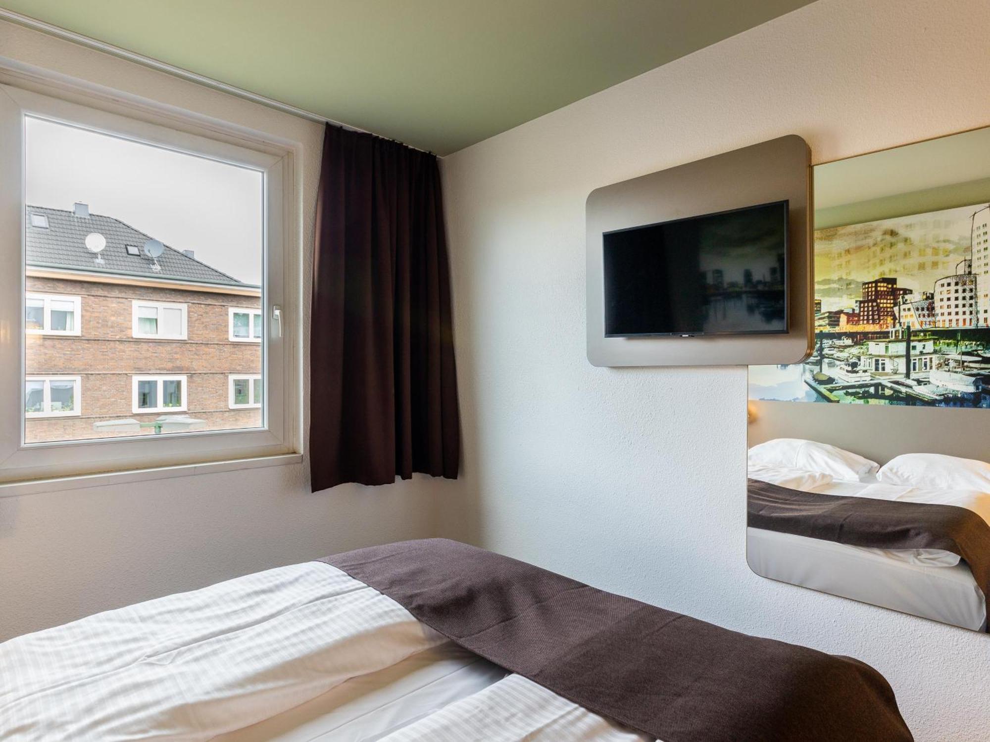 B&B Hotel Duesseldorf City-Sued Exterior foto
